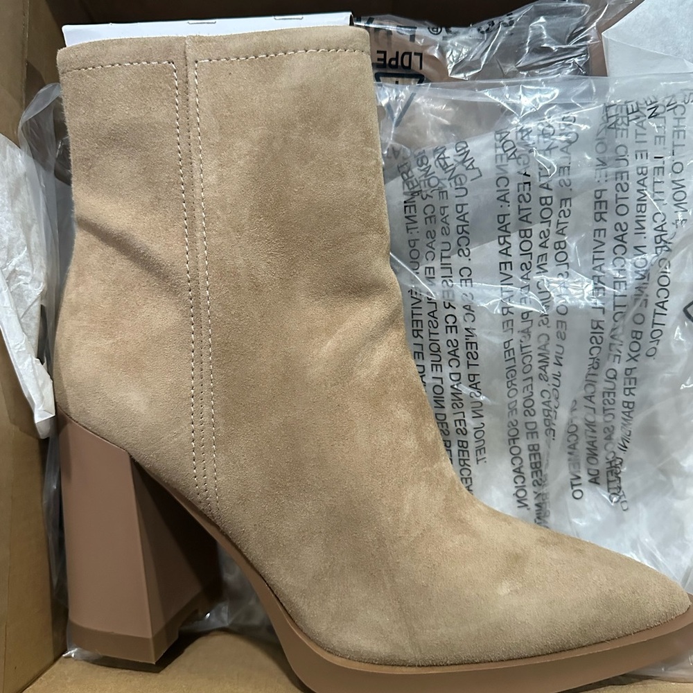 Steve Madden Tan Heeled Boots